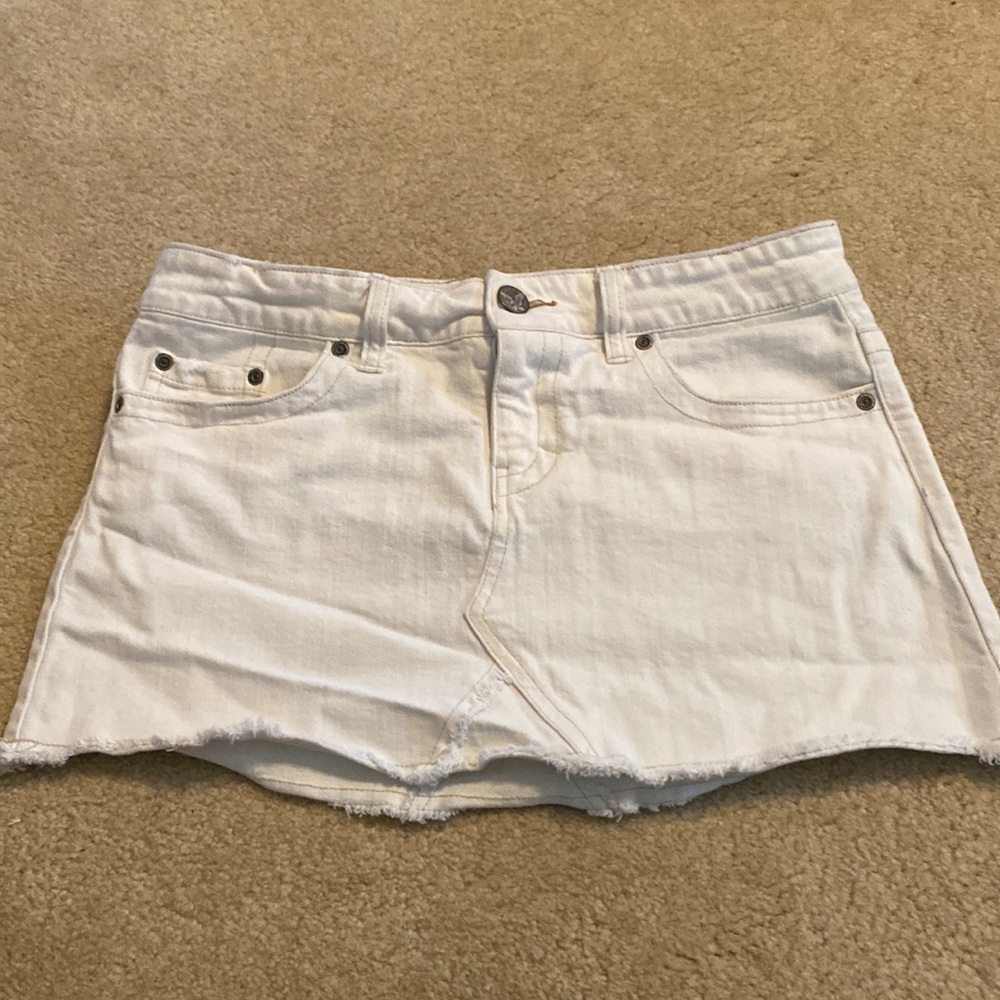 🎉Host Pick!🎉Cream Denim Skirt size 8 - Picture 1 of 5